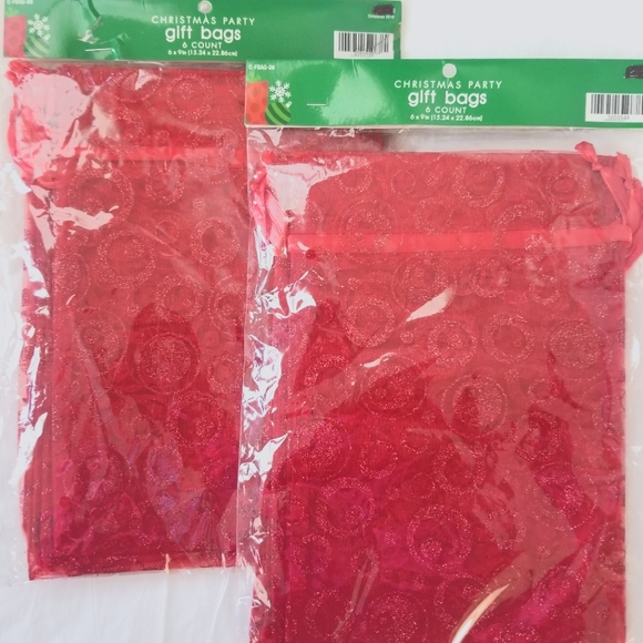 unknown Other - Holiday Christmas Gift Bags with Draw tie Bundle of 12. Red NEW